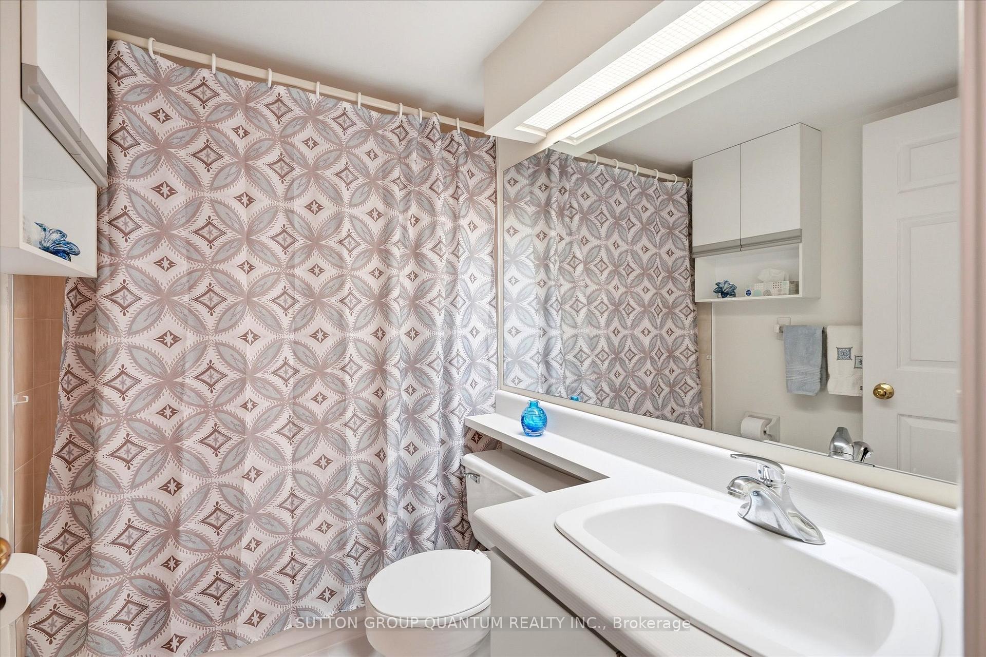 Photo 27 of Unit 403, 1271 Walden Circle, Mississauga, Clarkson — HOMEH