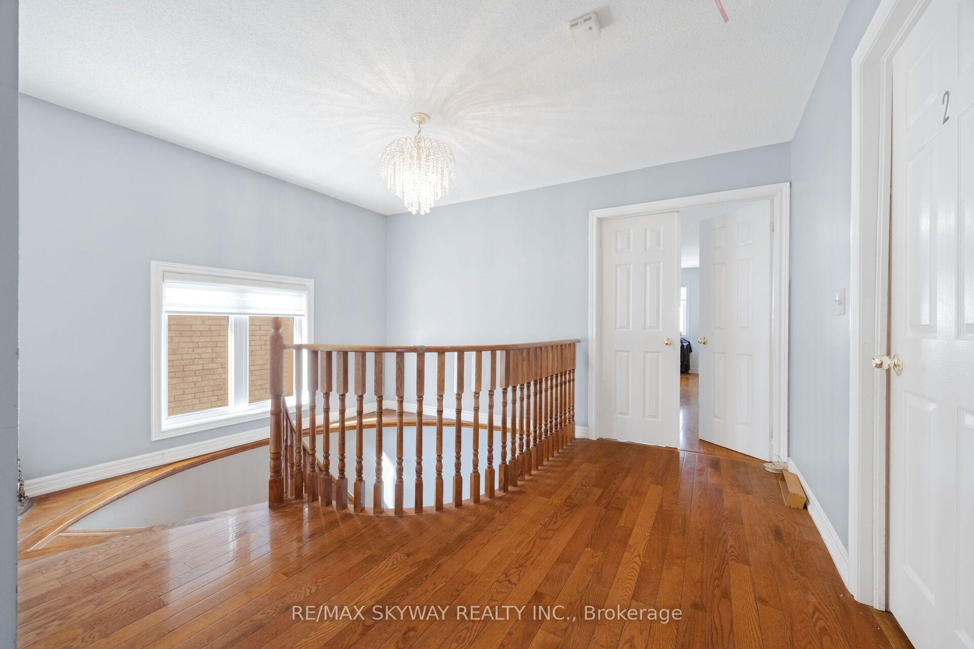 Photo 34 of 46 Don Minaker Drive, Brampton, Bram East — HOMEH