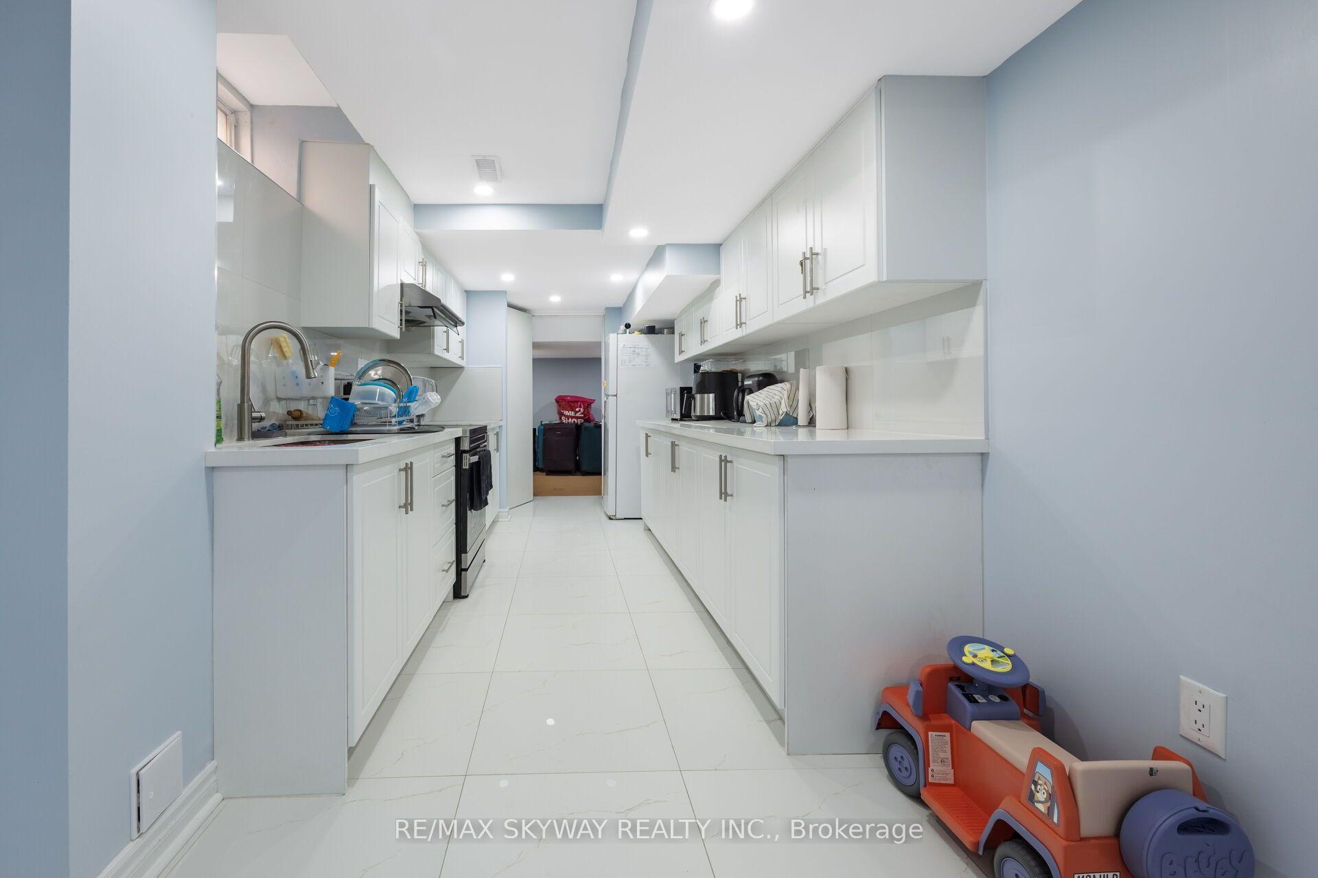 Photo 44 of 46 Don Minaker Drive, Brampton, Bram East — HOMEH