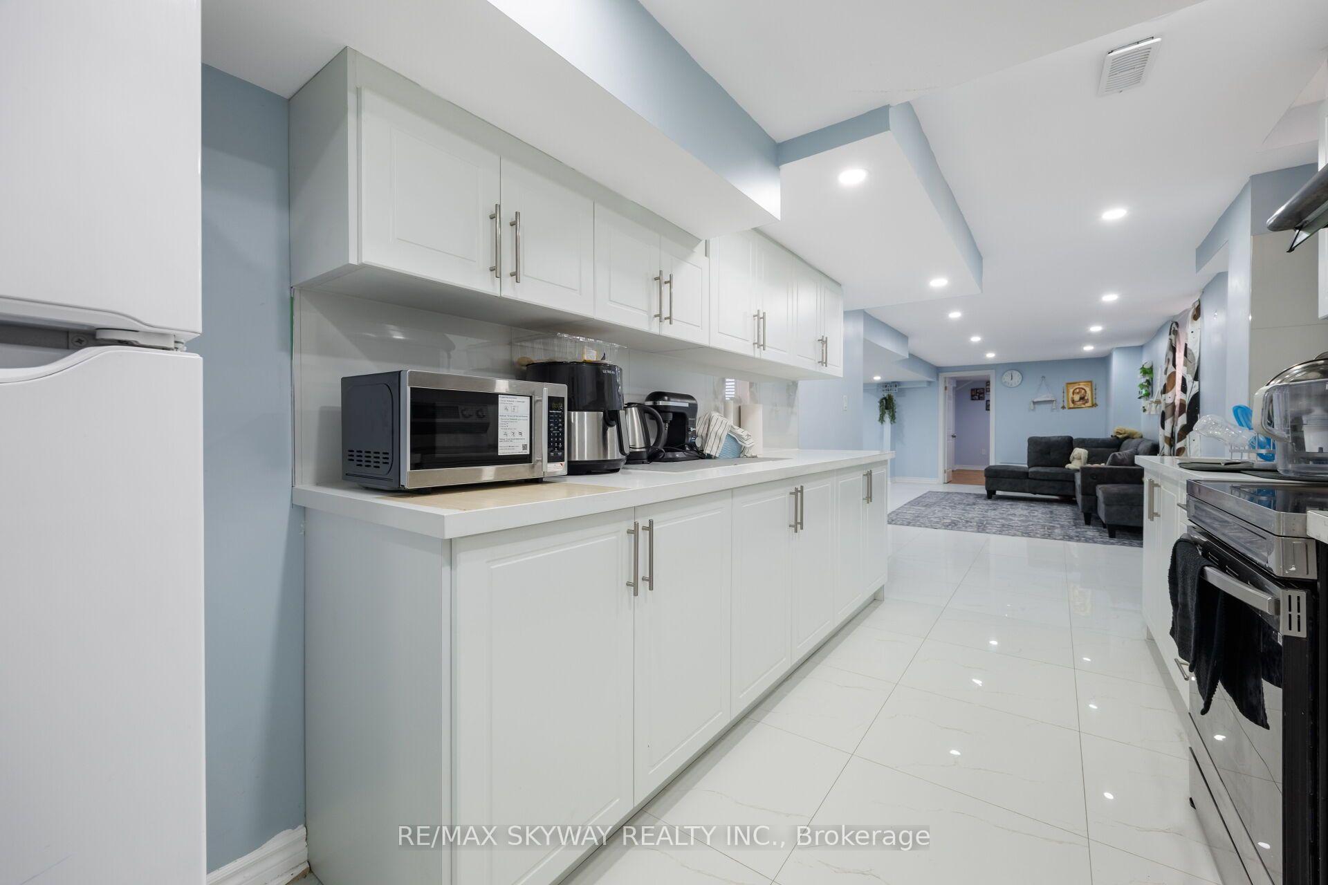 Photo 47 of 46 Don Minaker Drive, Brampton, Bram East — HOMEH