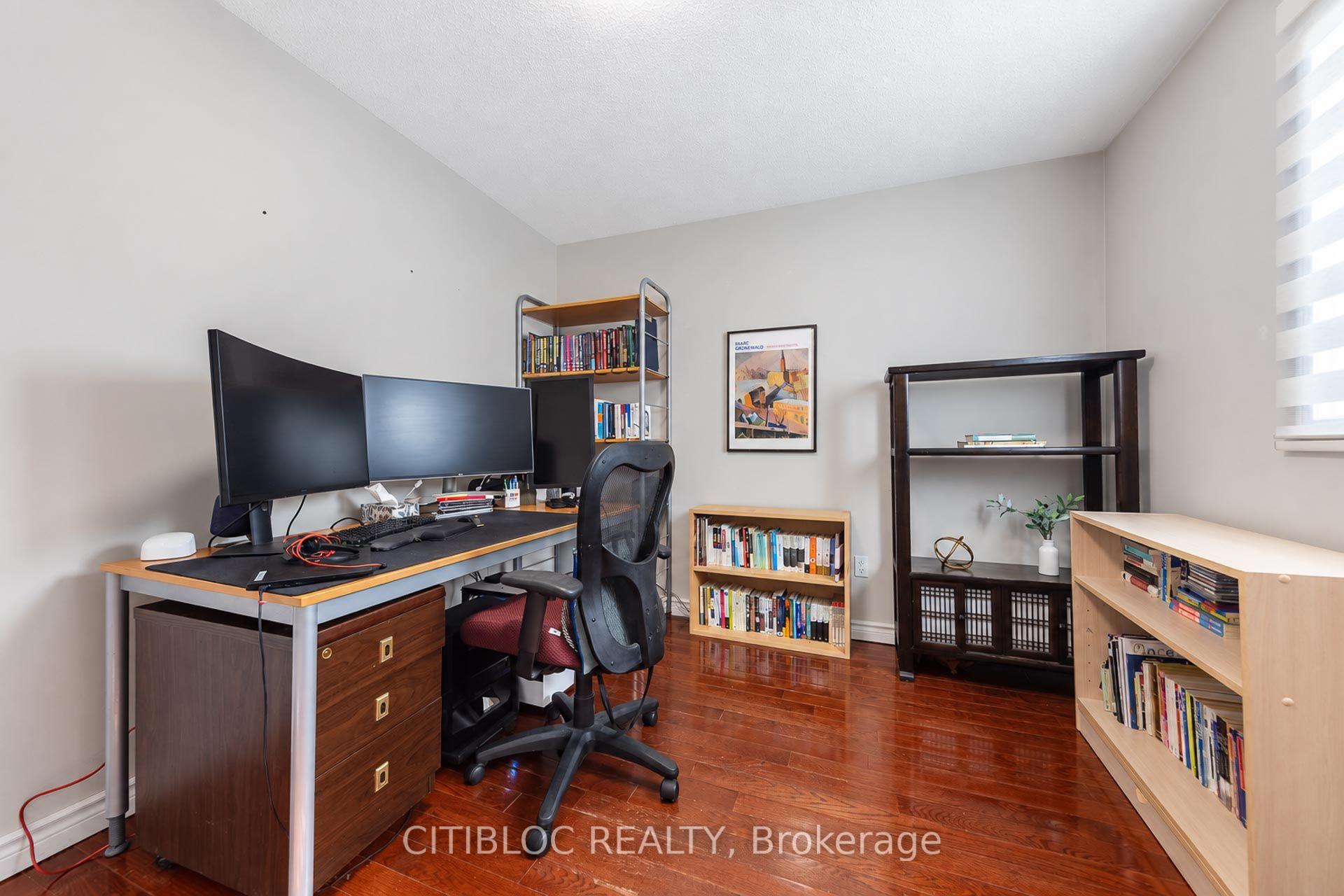Photo 23 of 33 Desert View Crescent, Richmond Hill, Westbrook — HOMEH