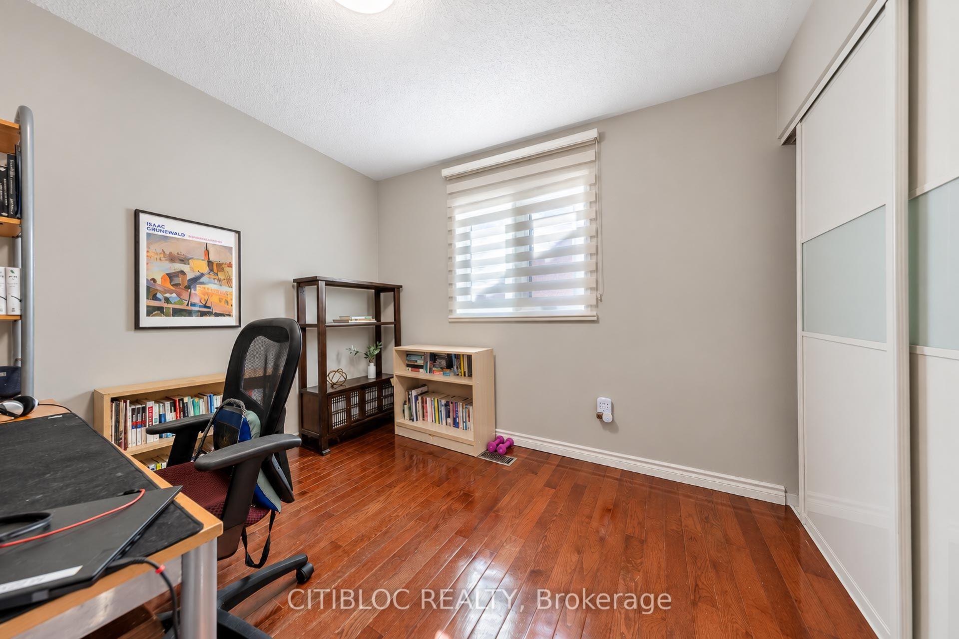 Photo 24 of 33 Desert View Crescent, Richmond Hill, Westbrook — HOMEH
