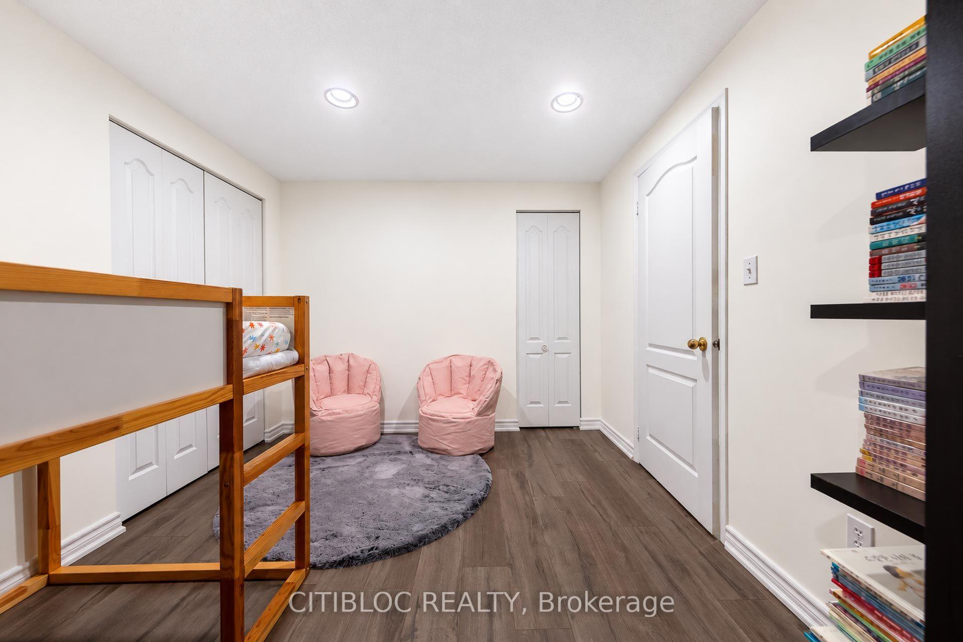 Photo 32 of 33 Desert View Crescent, Richmond Hill, Westbrook — HOMEH