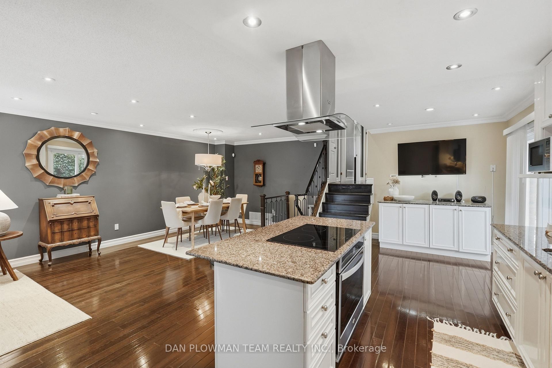 Photo 18 of 77 Hialeah Crescent, Whitby, Blue Grass Meadows — HOMEH