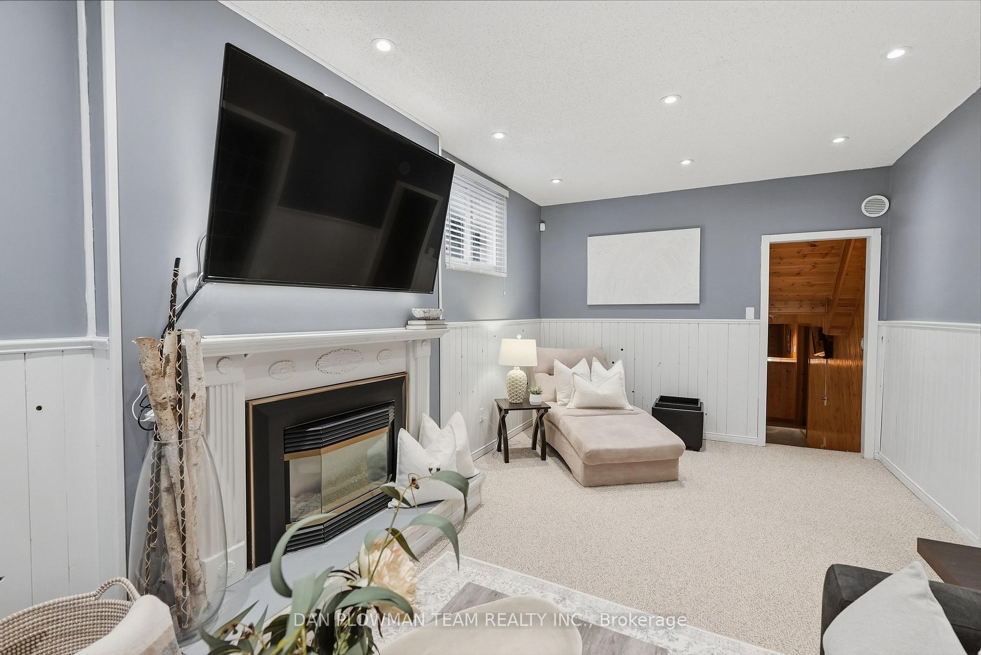 Photo 30 of 77 Hialeah Crescent, Whitby, Blue Grass Meadows — HOMEH
