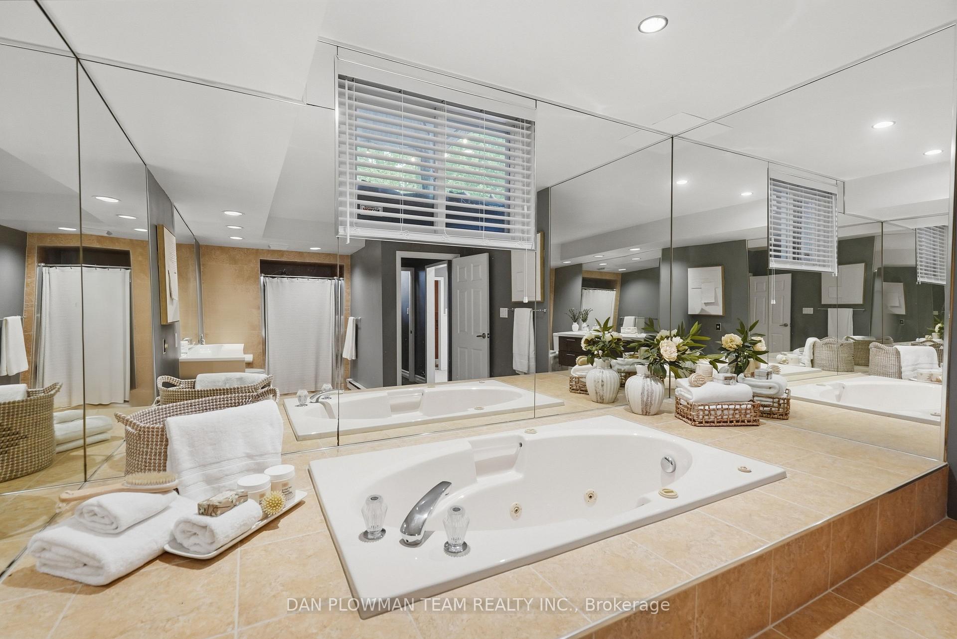Photo 32 of 77 Hialeah Crescent, Whitby, Blue Grass Meadows — HOMEH