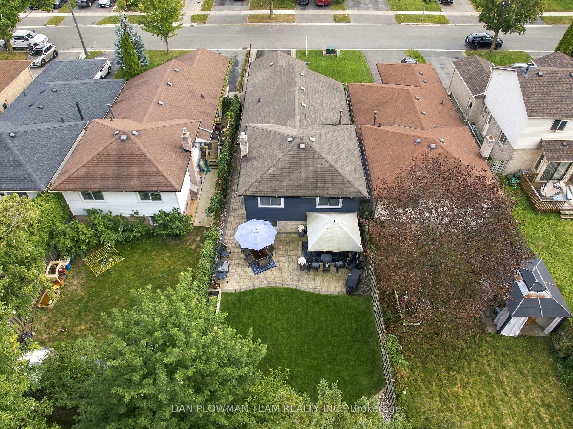 Photo 49 of 77 Hialeah Crescent, Whitby, Blue Grass Meadows — HOMEH