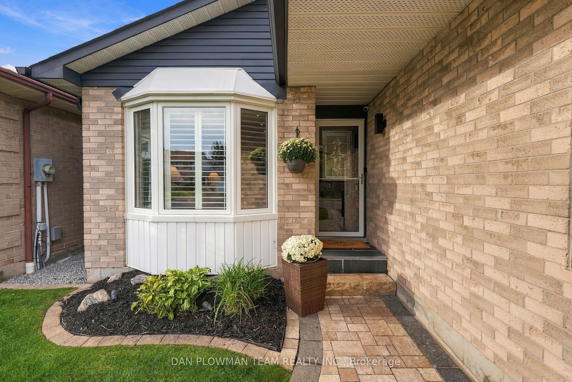Photo 53 of 77 Hialeah Crescent, Whitby, Blue Grass Meadows — HOMEH