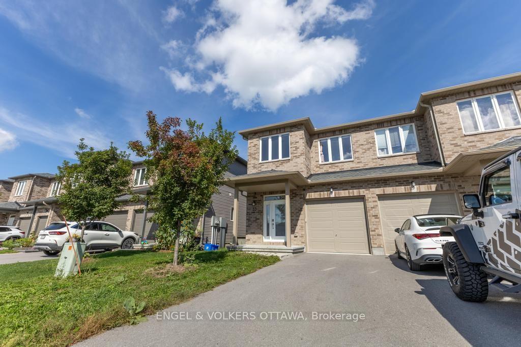 Photo 2 of 33 McPhail Road, Carleton Place, Carleton Place — HOMEH