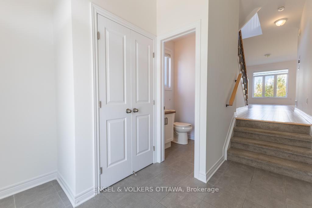 Photo 3 of 33 McPhail Road, Carleton Place, Carleton Place — HOMEH
