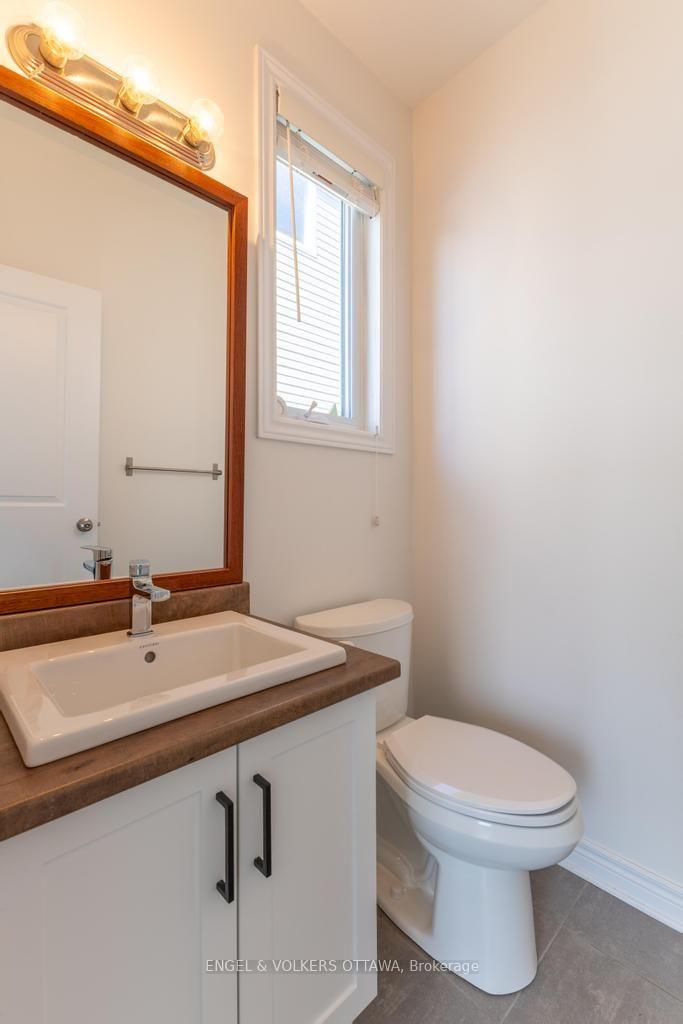 Photo 5 of 33 McPhail Road, Carleton Place, Carleton Place — HOMEH