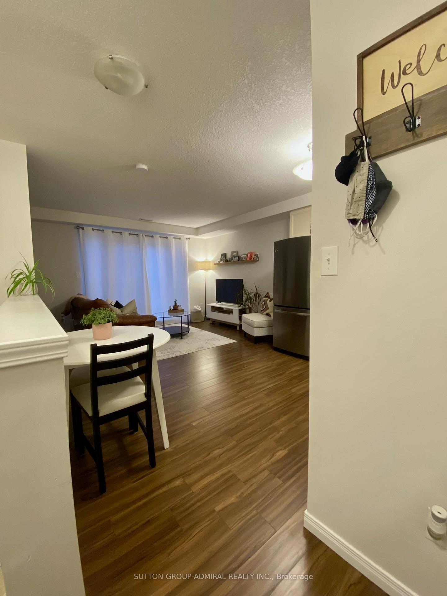 Photo 2 of Unit B, 25 Sienna Street, Waterloo, Beechwood/University — HOMEH