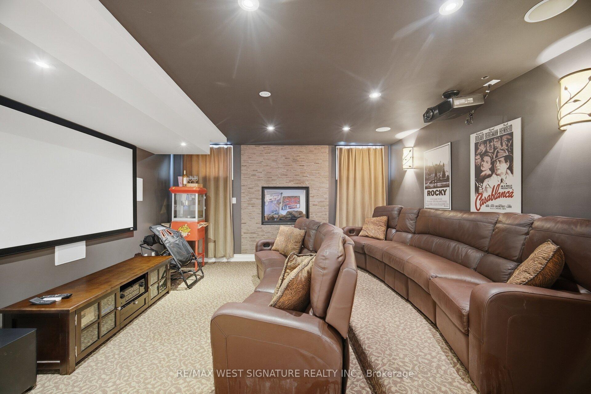 Photo 27 of 22 Di Nardo Court, King, King City — HOMEH