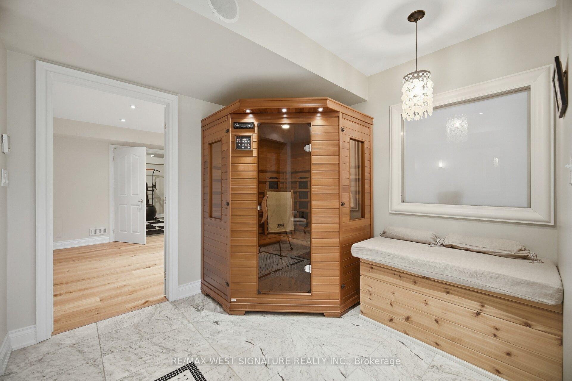Photo 34 of 22 Di Nardo Court, King, King City — HOMEH