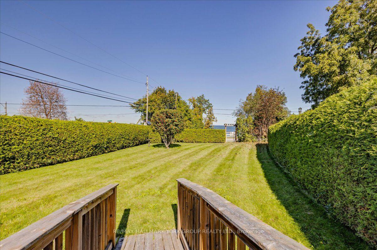 Photo 7 of 525 Lake Drive E, Georgina, Historic Lakeshore Communities — HOMEH
