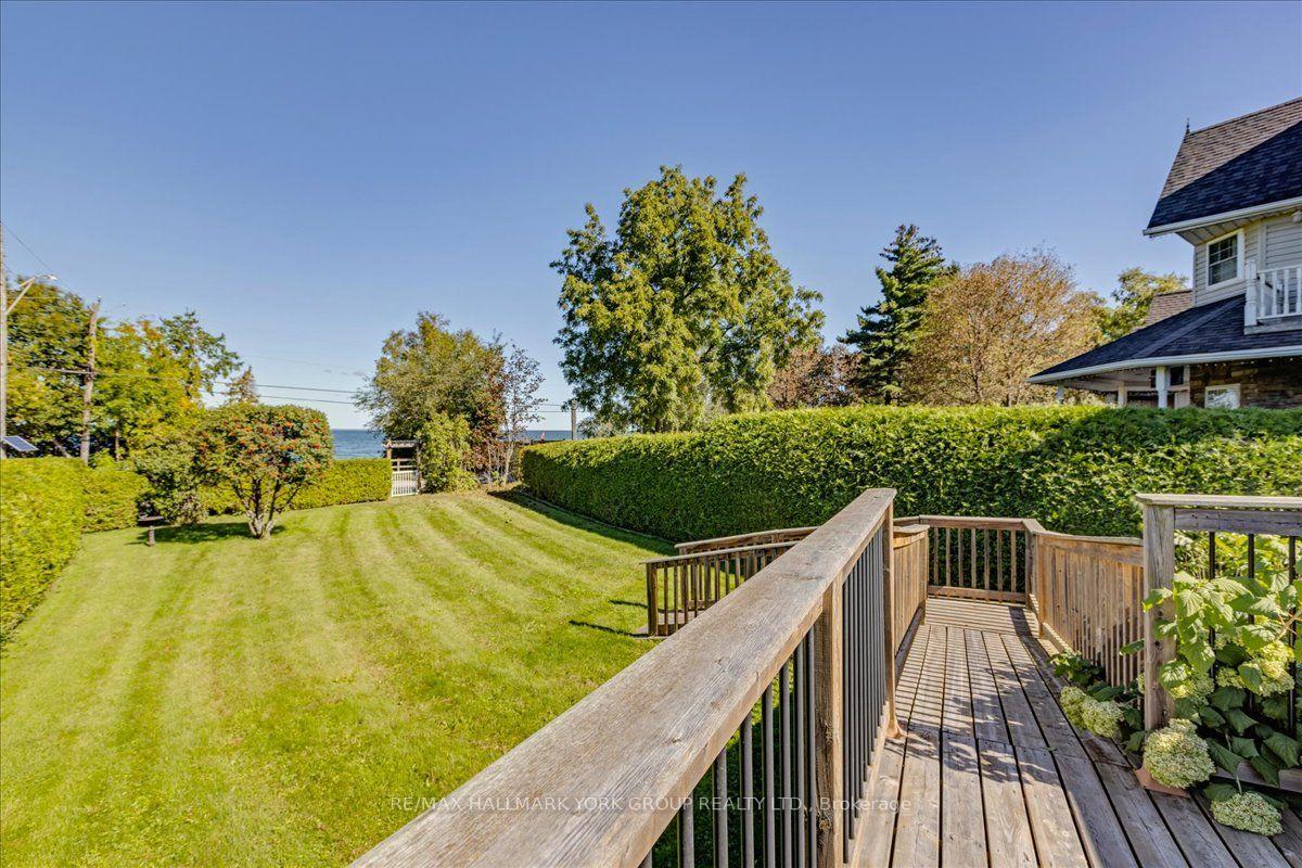 Photo 8 of 525 Lake Drive E, Georgina, Historic Lakeshore Communities — HOMEH