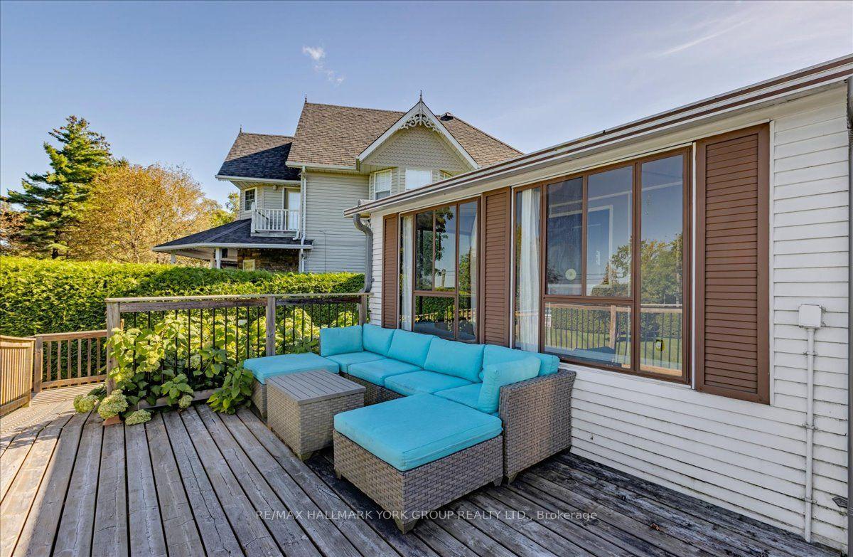 Photo 10 of 525 Lake Drive E, Georgina, Historic Lakeshore Communities — HOMEH