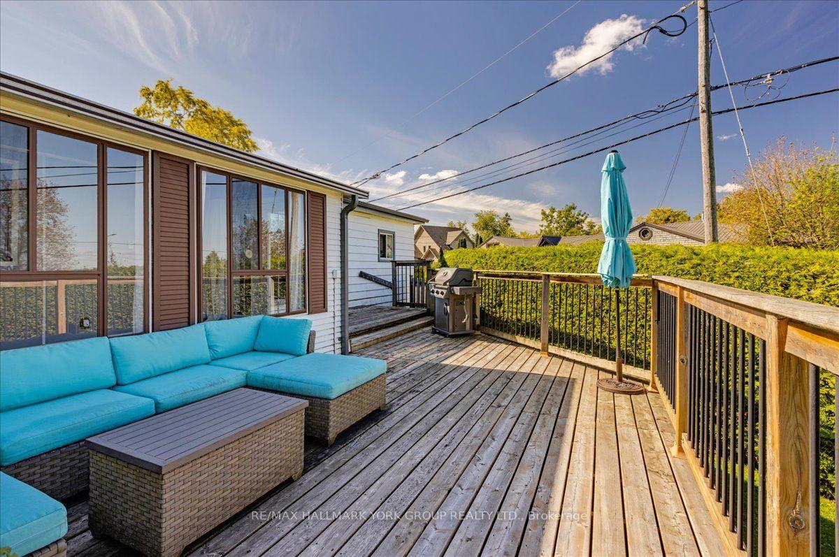 Photo 11 of 525 Lake Drive E, Georgina, Historic Lakeshore Communities — HOMEH
