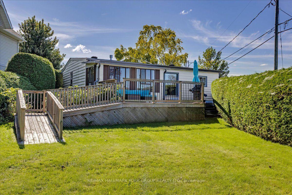 Photo of 525 Lake Drive E