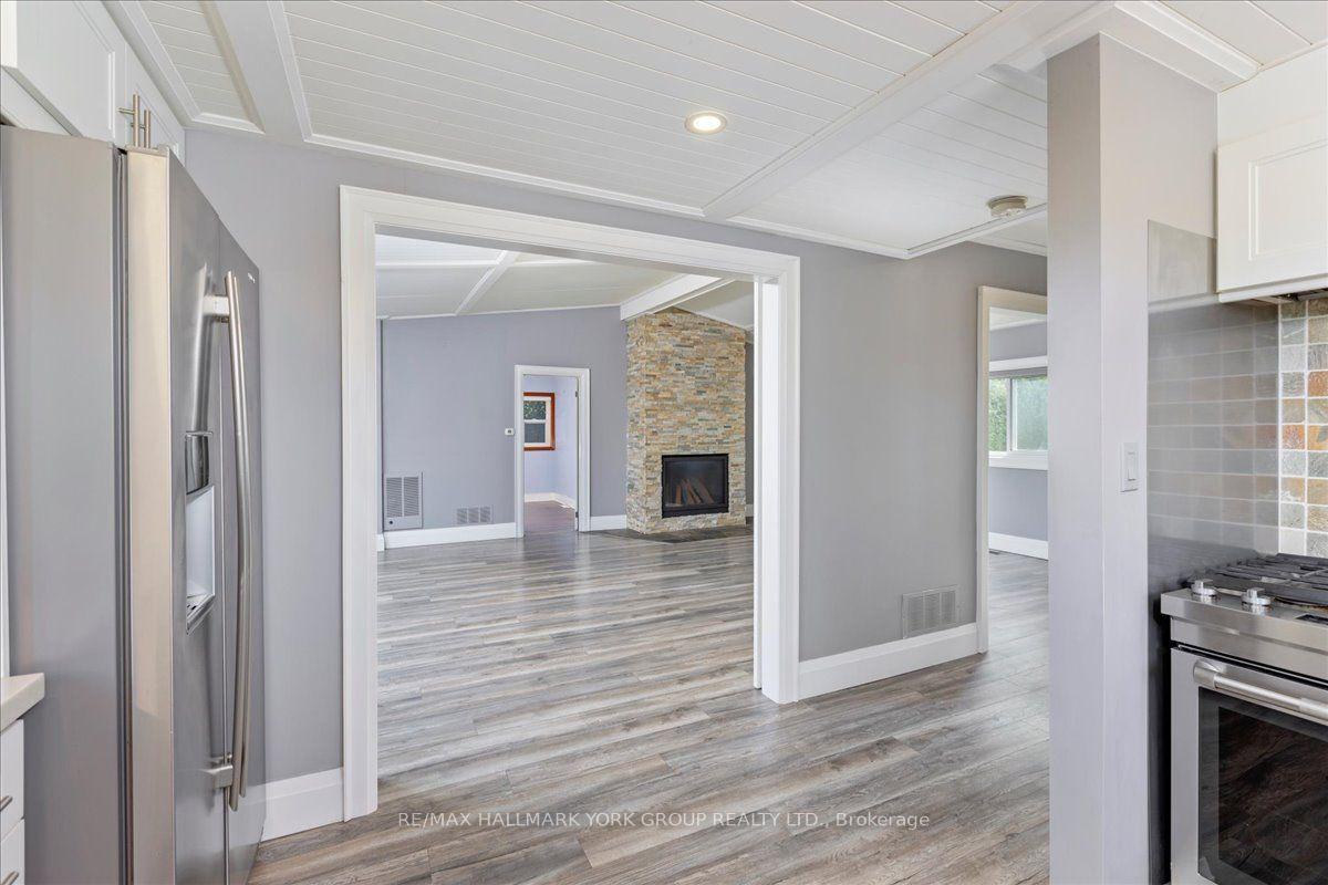 Photo 18 of 525 Lake Drive E, Georgina, Historic Lakeshore Communities — HOMEH