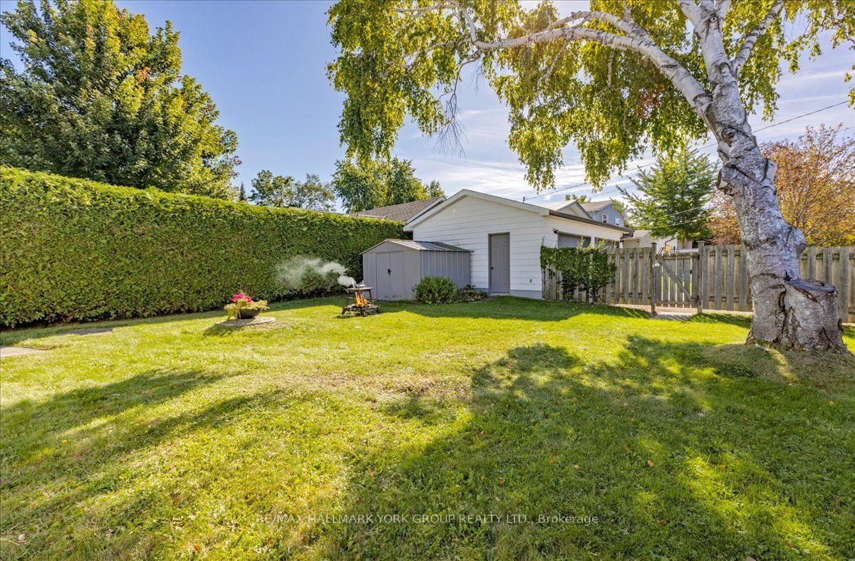 Photo 35 of 525 Lake Drive E, Georgina, Historic Lakeshore Communities — HOMEH