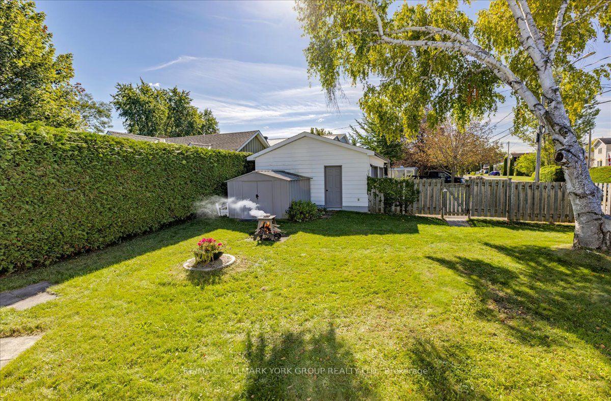 Photo 36 of 525 Lake Drive E, Georgina, Historic Lakeshore Communities — HOMEH