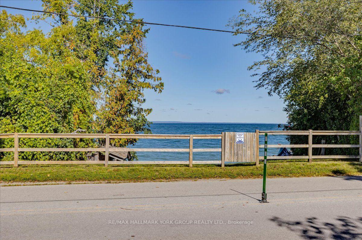 Photo 37 of 525 Lake Drive E, Georgina, Historic Lakeshore Communities — HOMEH