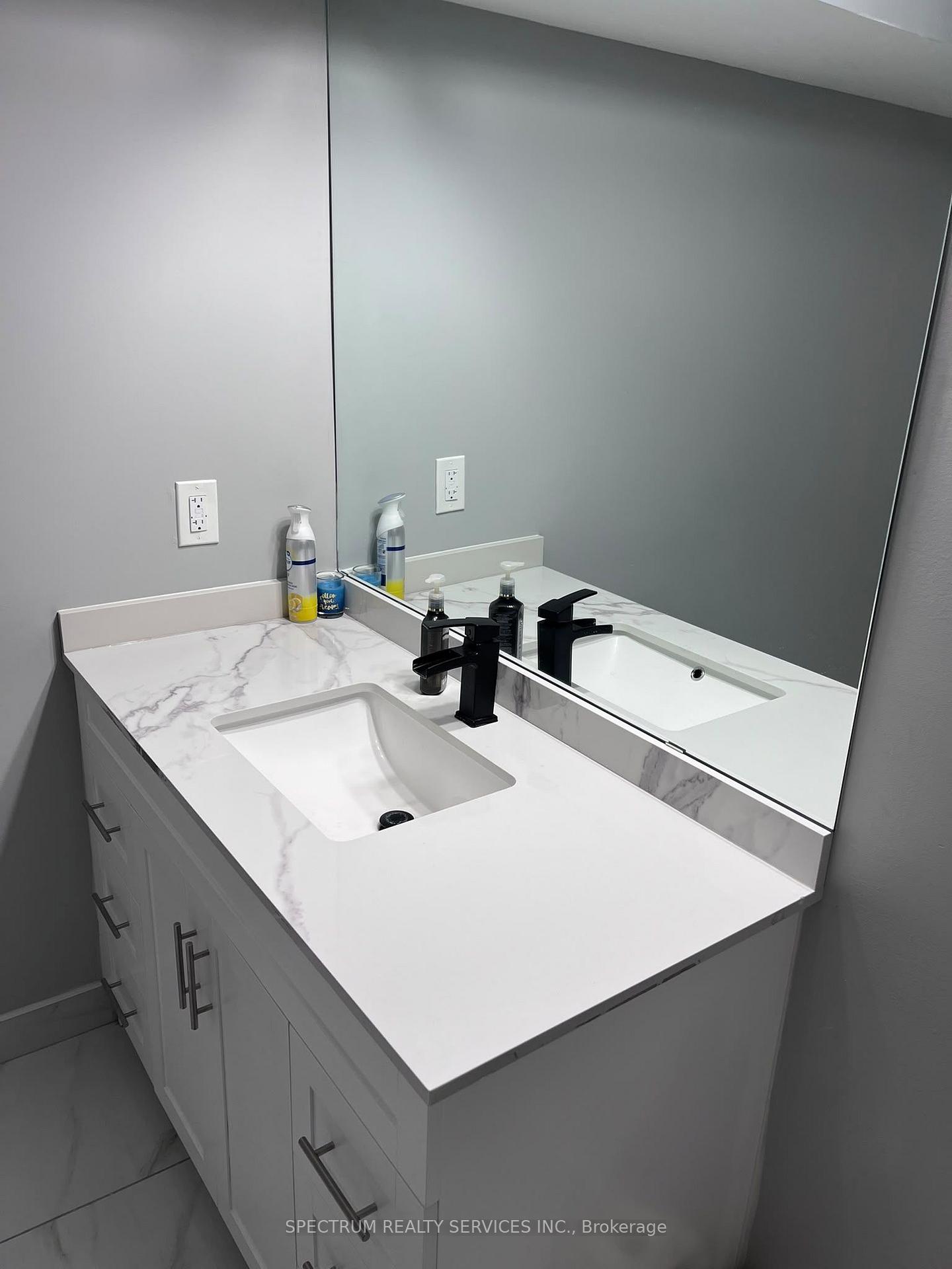 Photo 16 of Unit Basement, 84 Blue Mountain Drive, Hamilton, Hannon — HOMEH