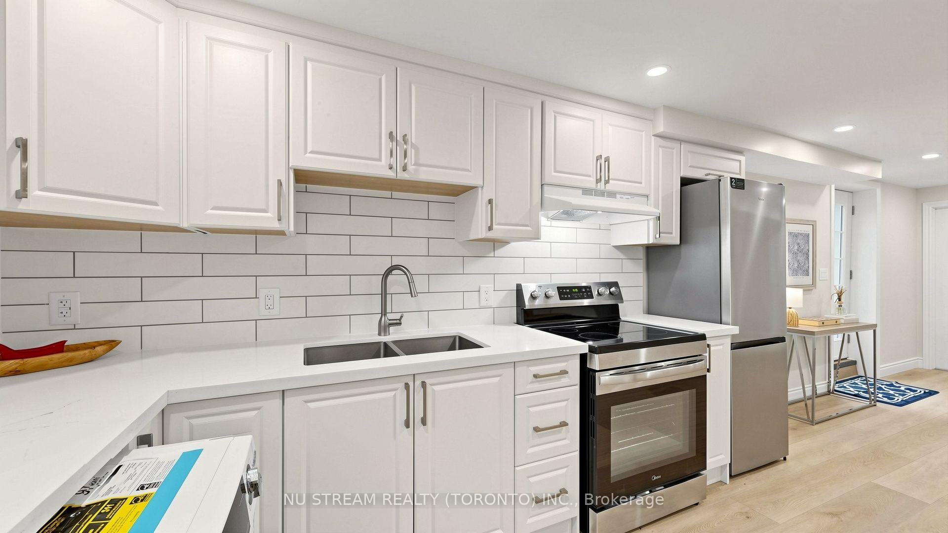 Photo 32 of 297 Toll Gate Boulevard, Waterloo, Lakeshore Village — HOMEH