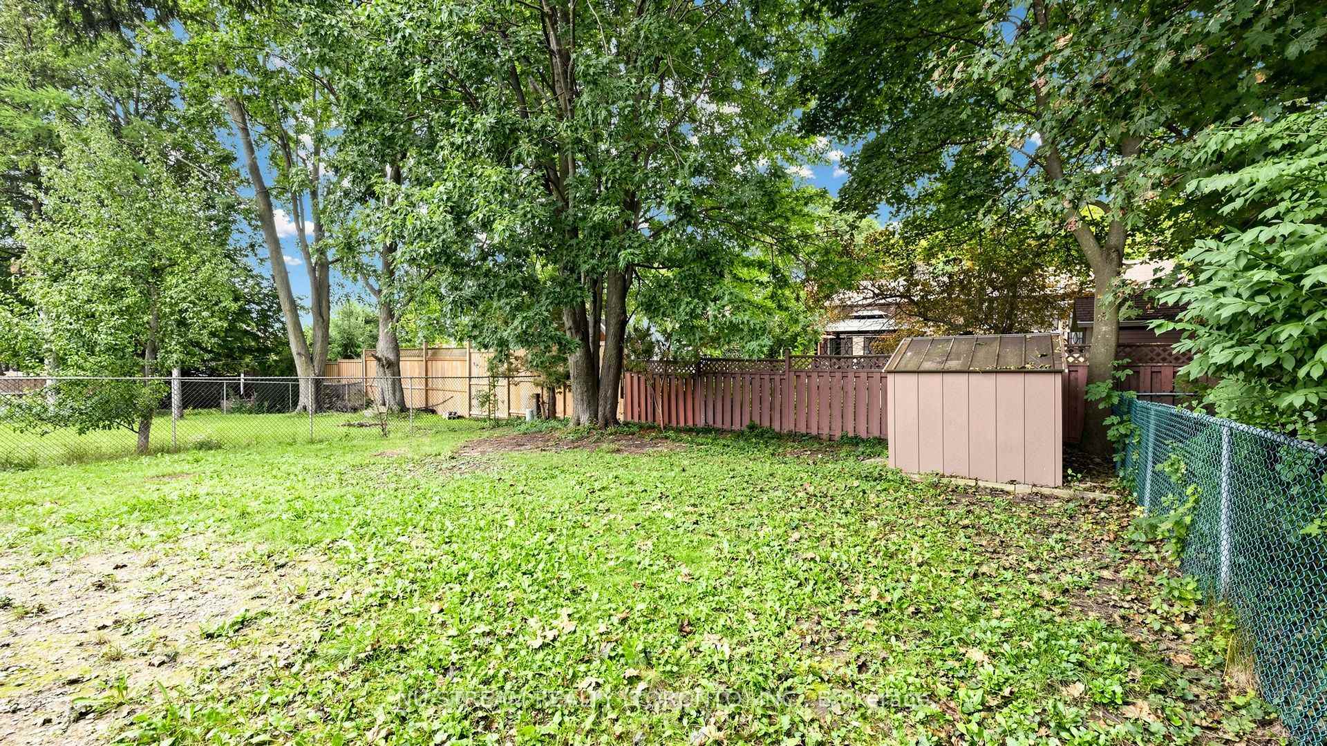 Photo 46 of 297 Toll Gate Boulevard, Waterloo, Lakeshore Village — HOMEH