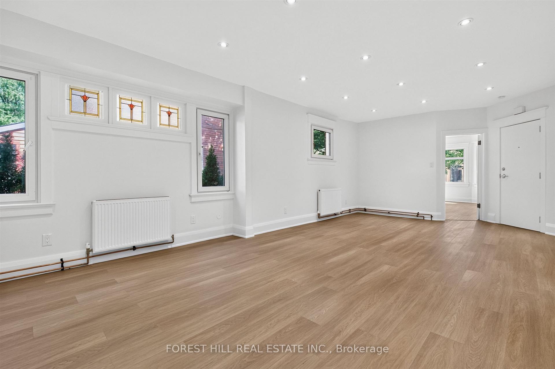 Photo 6 of Unit D, 30 Pinewood Avenue, Toronto, Humewood-Cedarvale — HOMEH