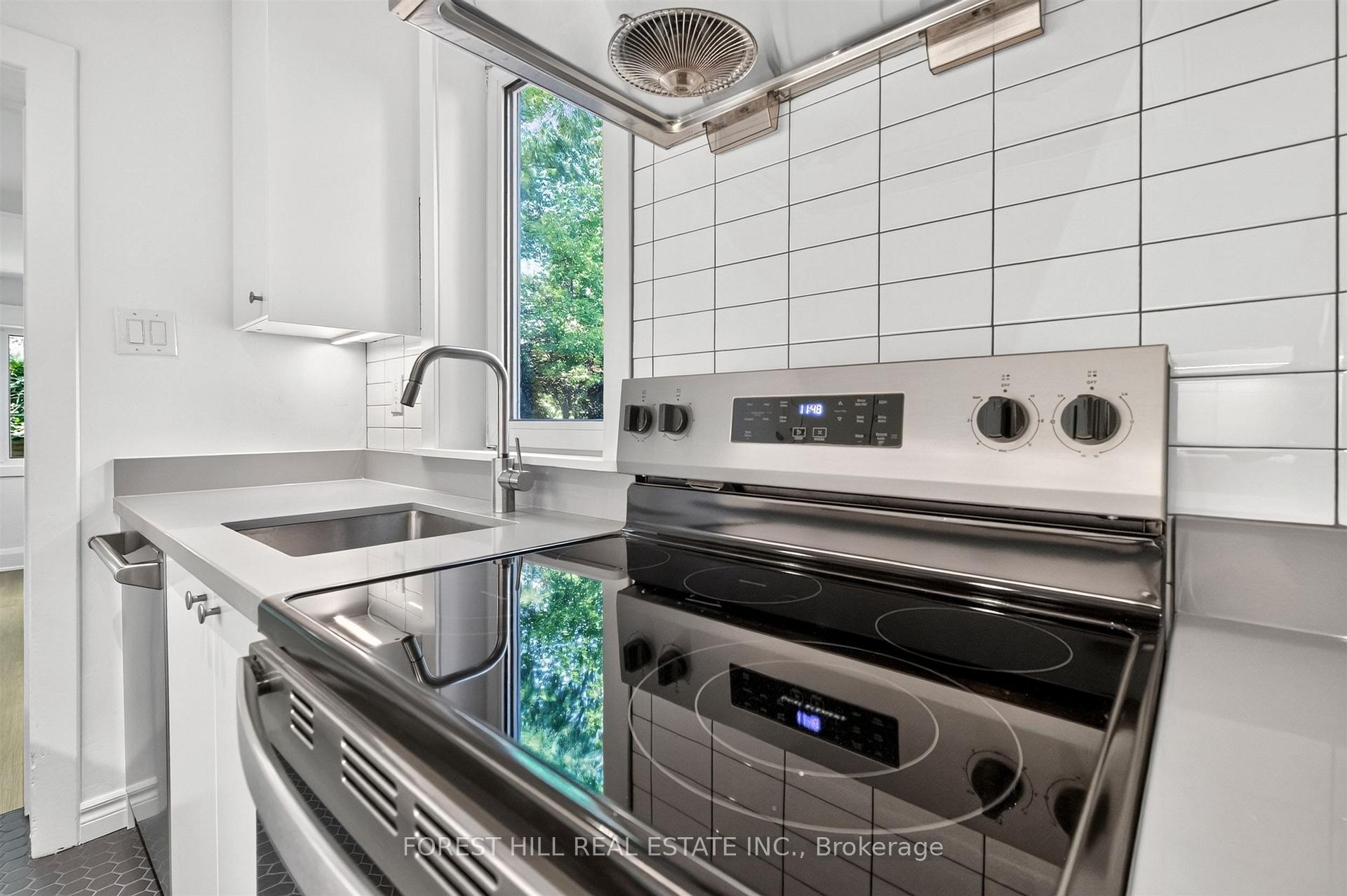 Photo 11 of Unit D, 30 Pinewood Avenue, Toronto, Humewood-Cedarvale — HOMEH