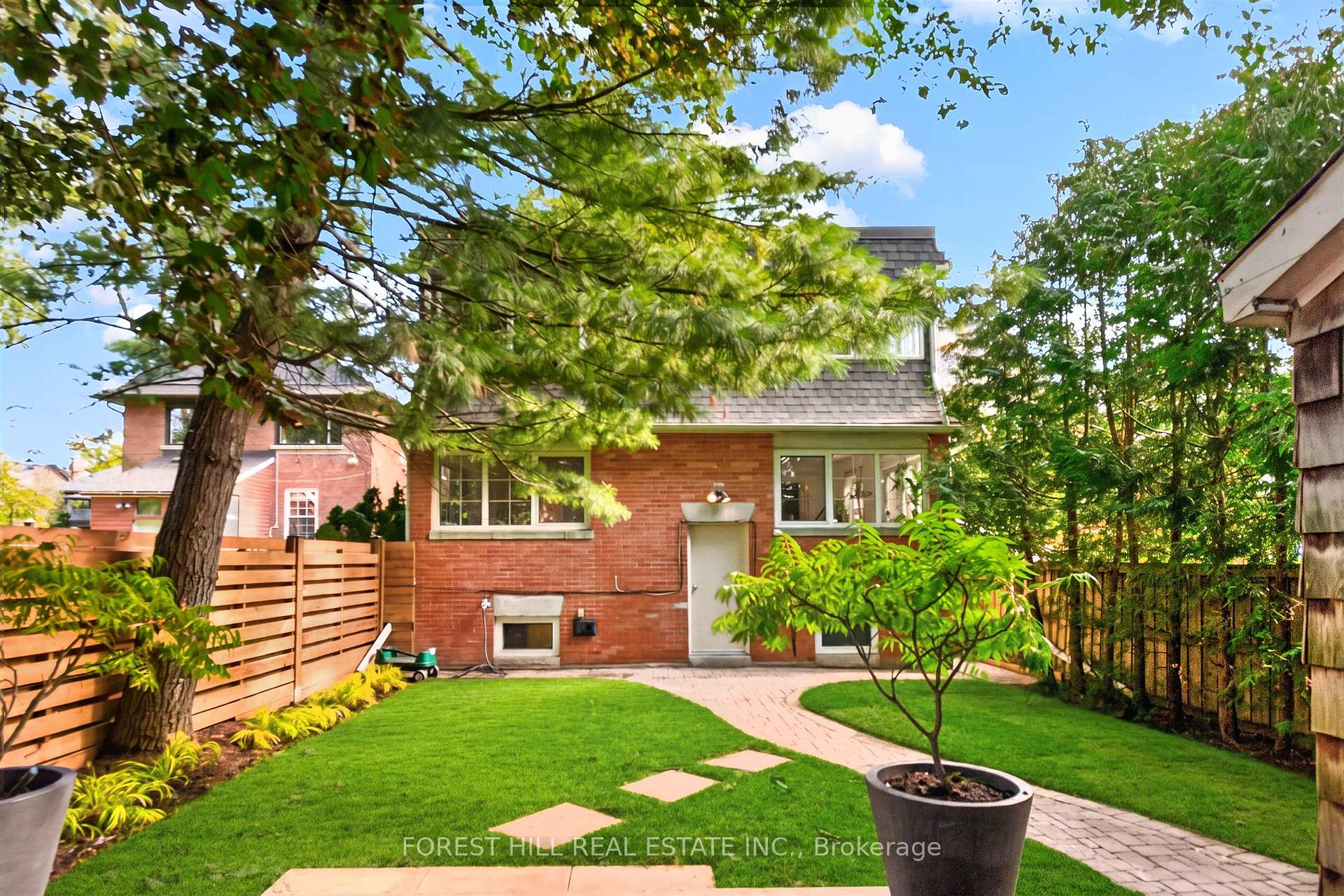 Photo 25 of Unit D, 30 Pinewood Avenue, Toronto, Humewood-Cedarvale — HOMEH