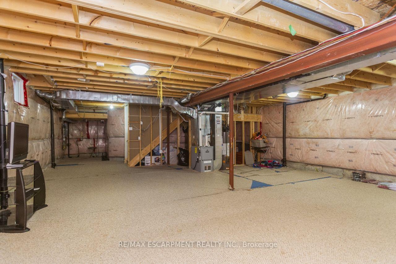 Photo 30 of 183 Pelech Crescent, Hamilton, Stoney Creek — HOMEH