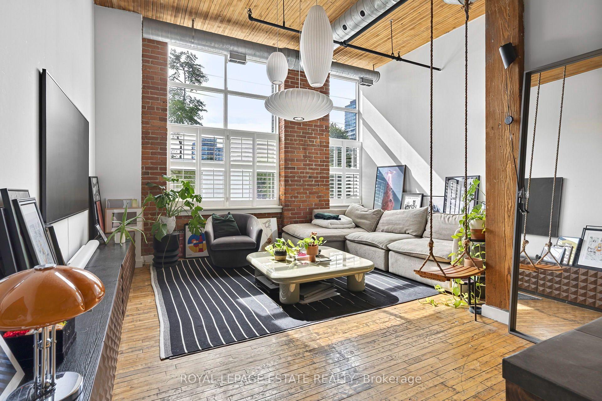 Photo of Unit 101, 426 Queen Street E