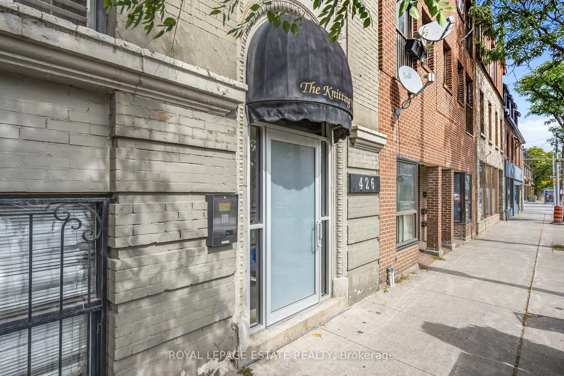 Photo 4 of Unit 101, 426 Queen Street E, Toronto, Regent Park — HOMEH