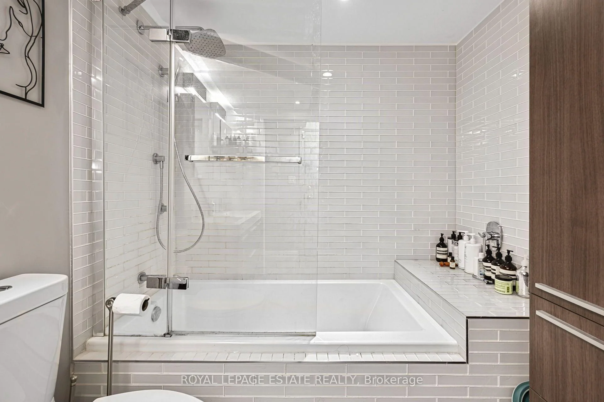 Photo 48 of Unit 101, 426 Queen Street E, Toronto, Regent Park — HOMEH