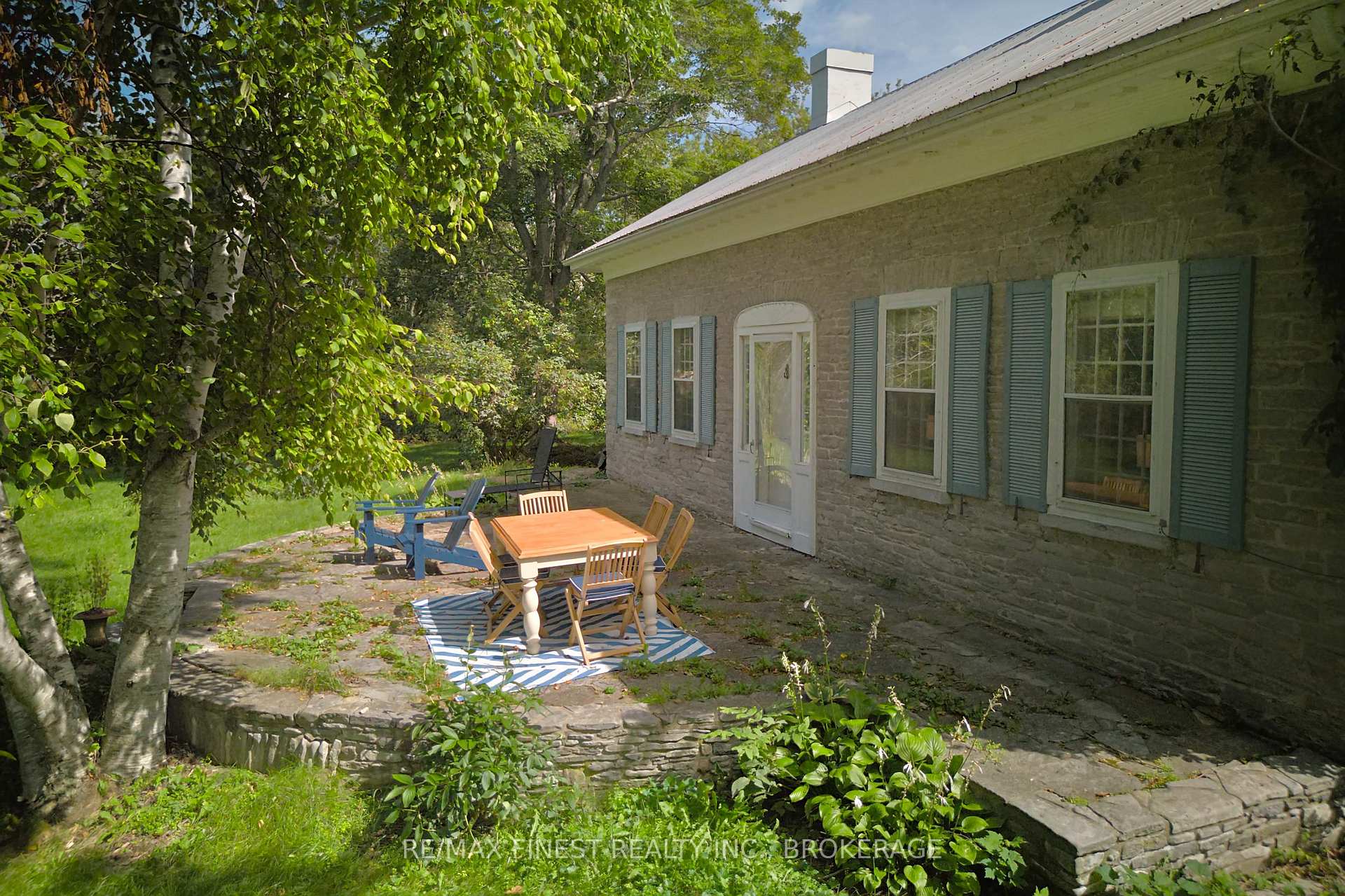 Photo 4 of 16020 Front Road, Loyalist, Amherst Island — HOMEH