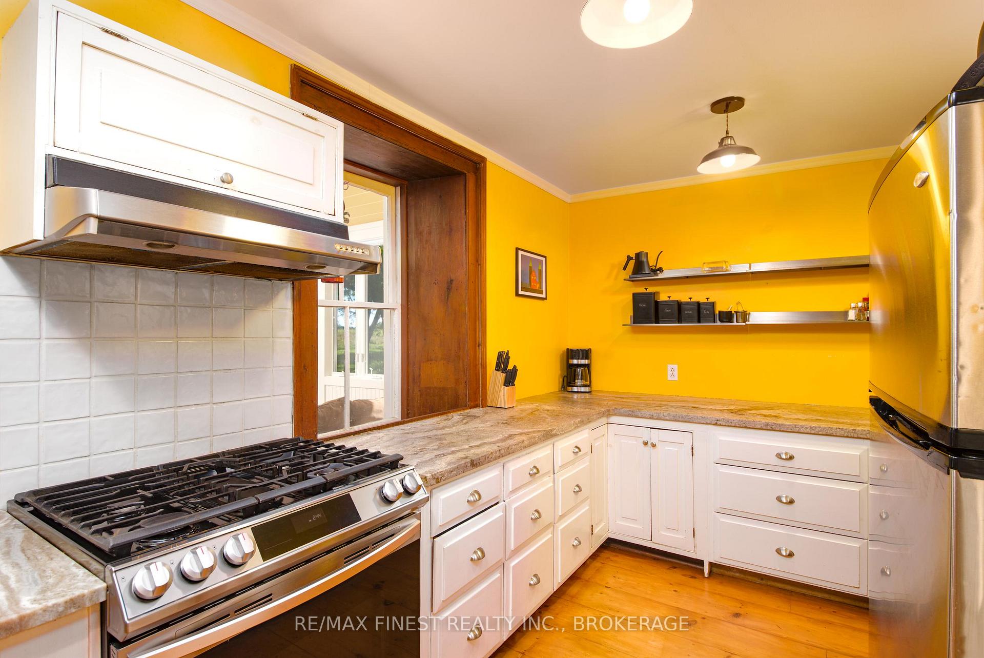 Photo 10 of 16020 Front Road, Loyalist, Amherst Island — HOMEH