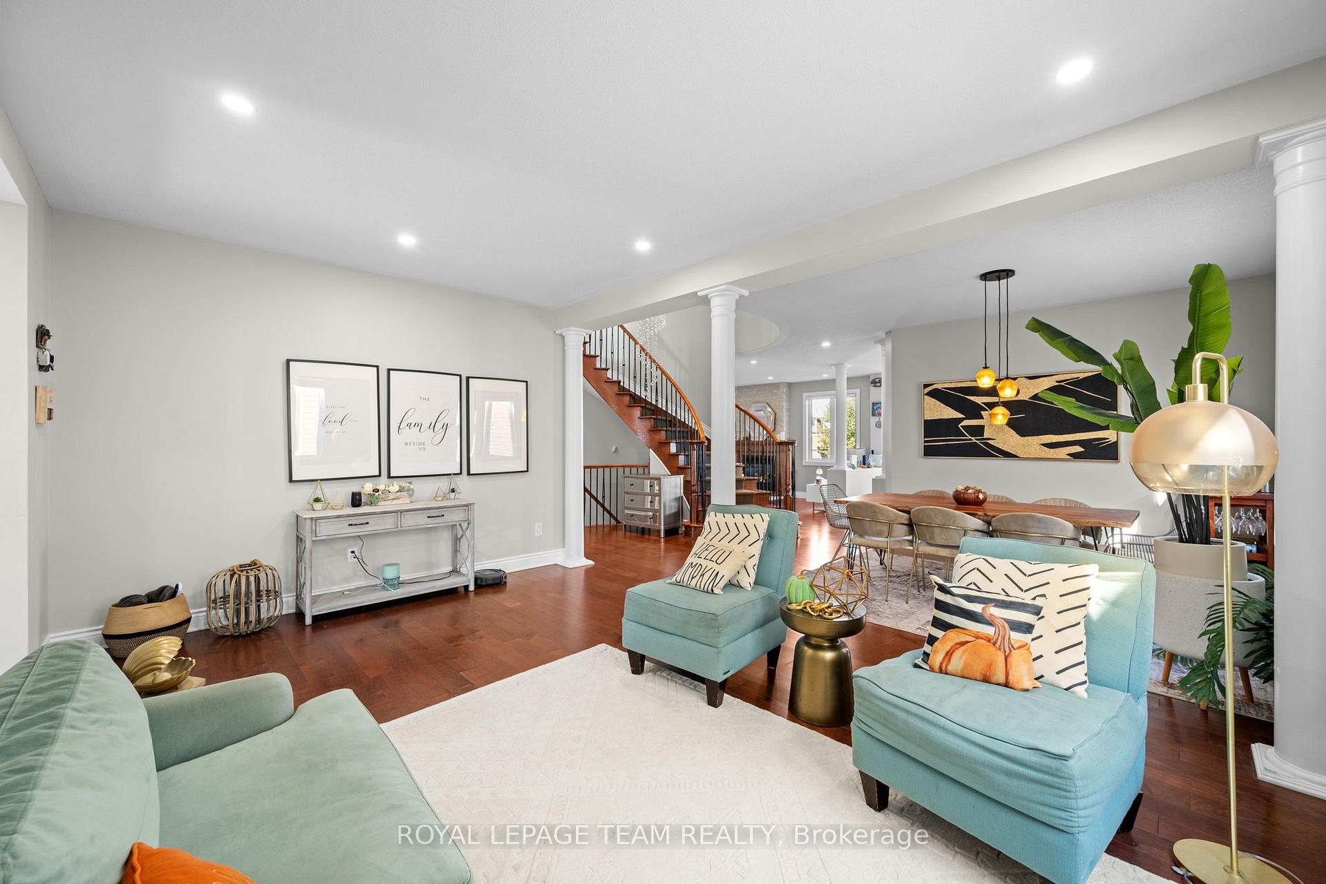 Photo 6 of 732 Lakebreeze Circle, Ottawa, Avalon East — HOMEH