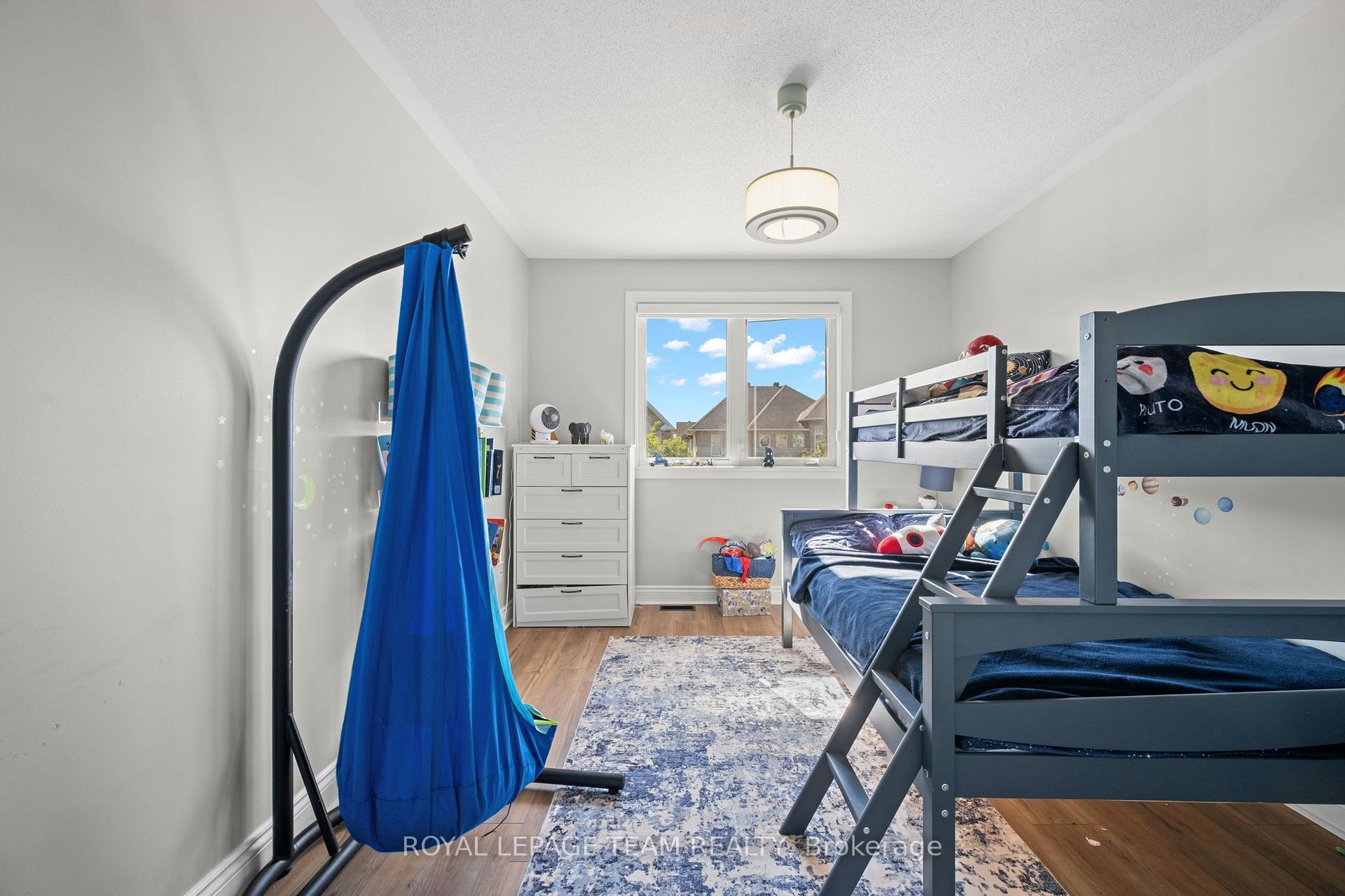 Photo 27 of 732 Lakebreeze Circle, Ottawa, Avalon East — HOMEH