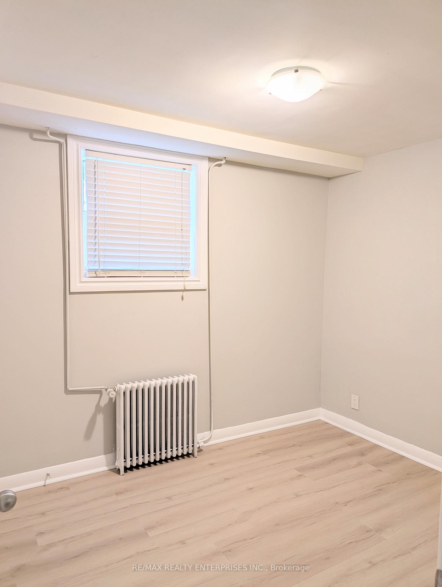 Photo 14 of Unit Apt 1, 22 Peter Street S, Mississauga, Port Credit — HOMEH