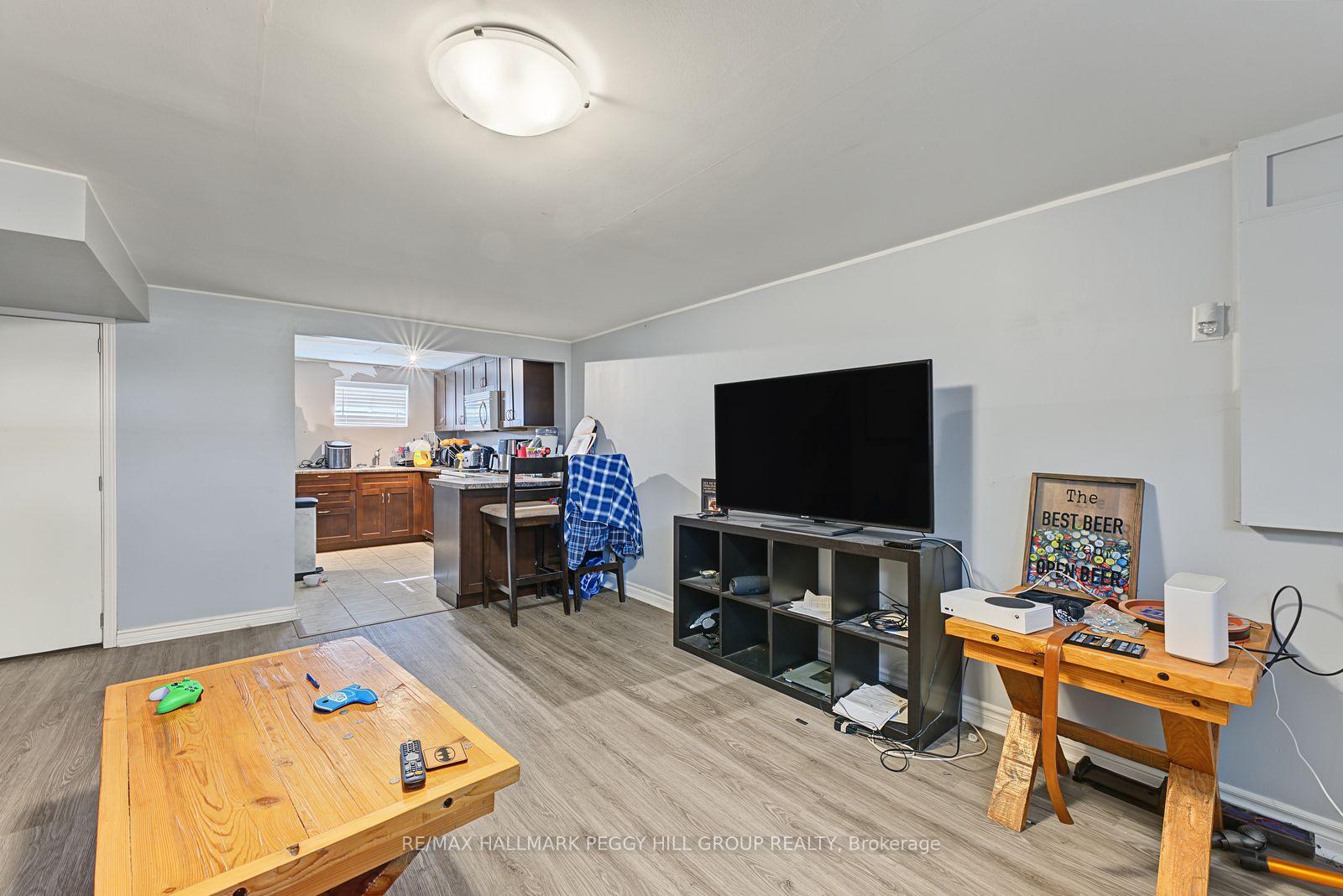Photo 3 of Unit Lower, 9 Baker Crescent, Barrie, Cundles East — HOMEH