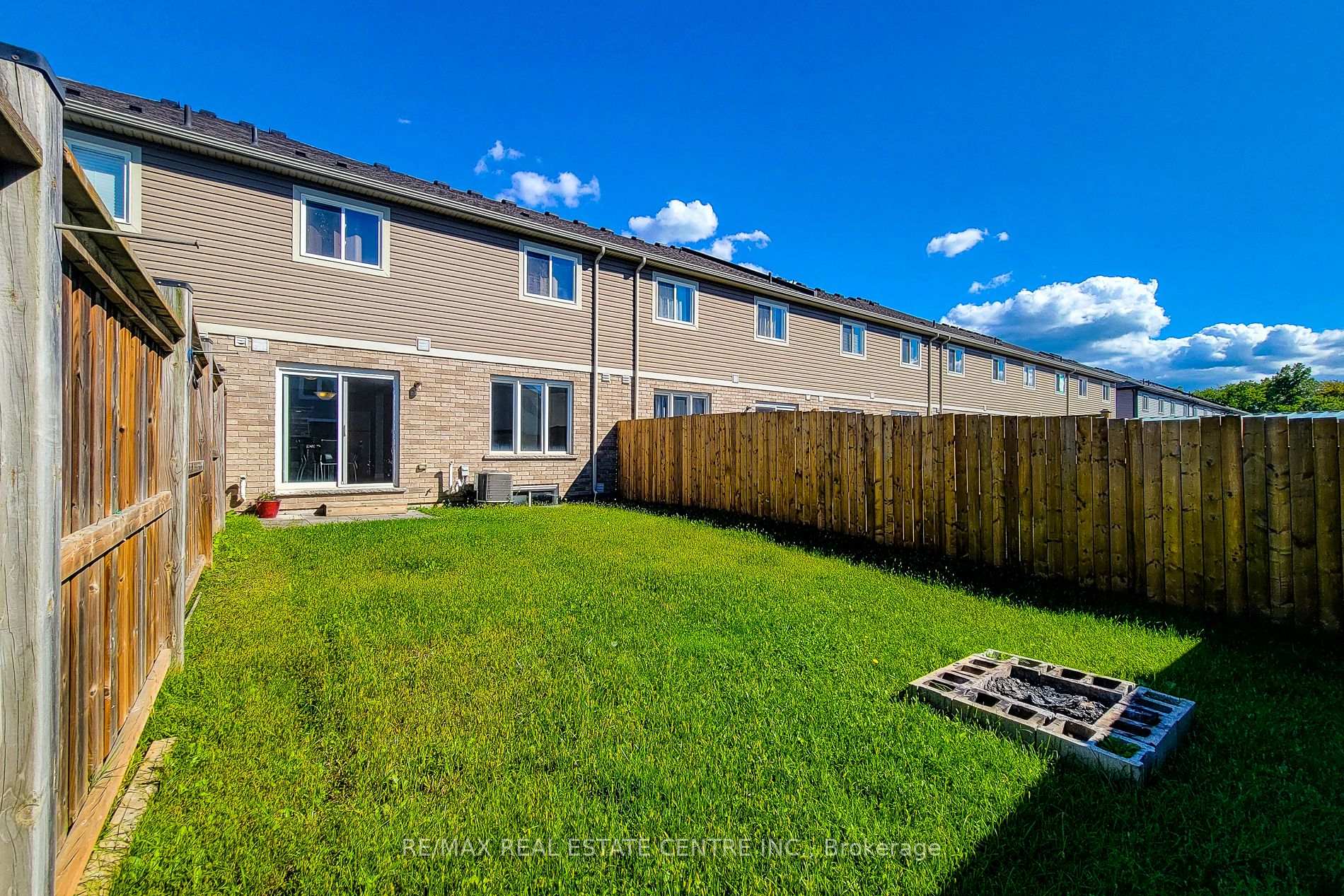 Photo 6 of 7733 Shaw Street, Niagara Falls, Oldfield — HOMEH