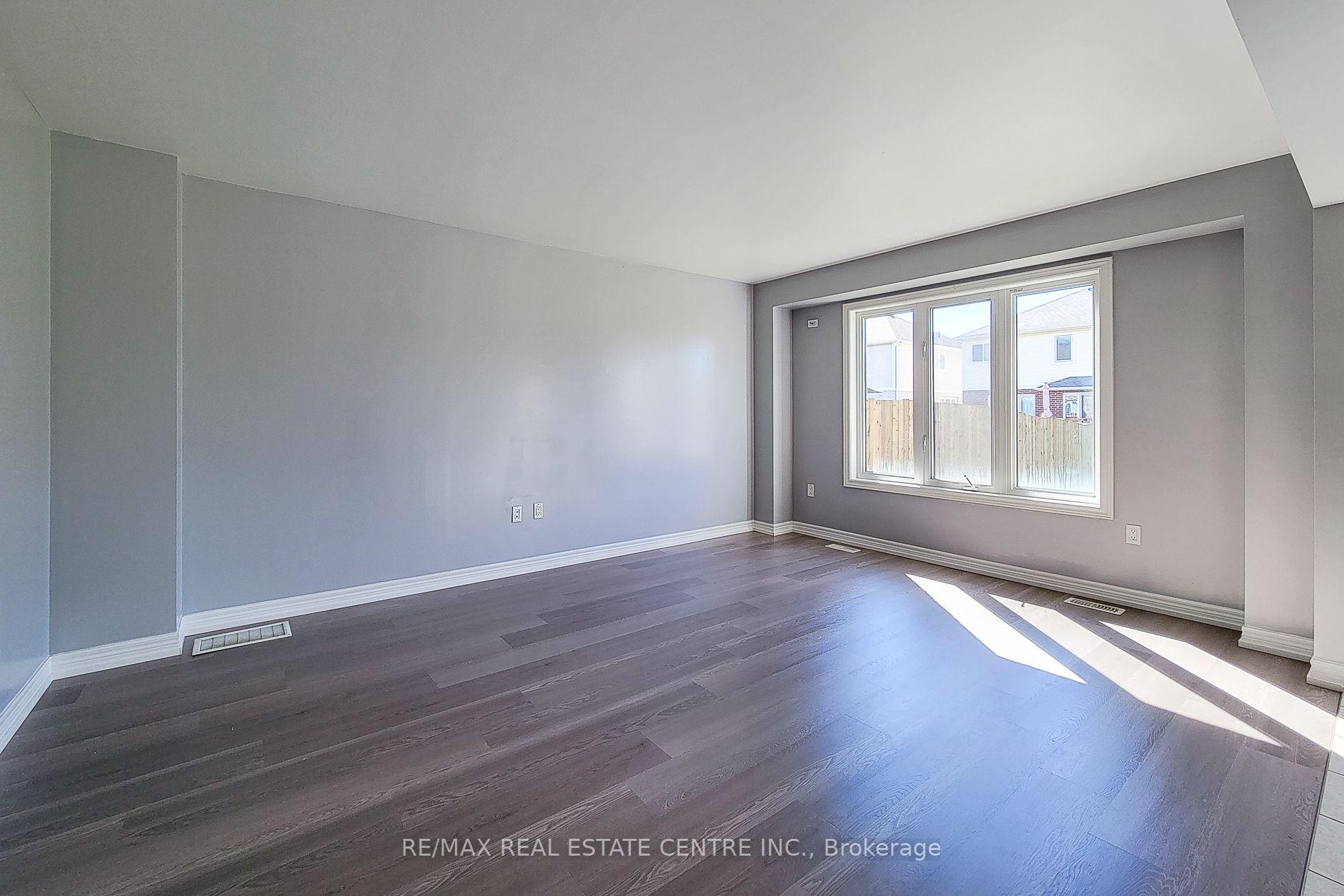 Photo 10 of 7733 Shaw Street, Niagara Falls, Oldfield — HOMEH