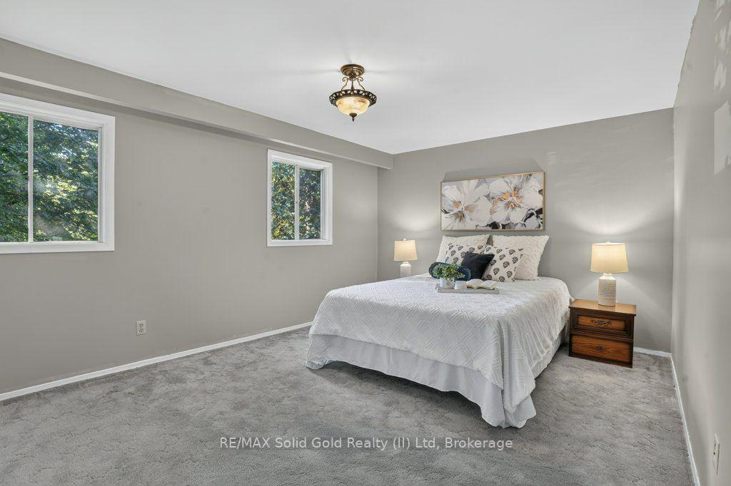 Photo 32 of 34 Glen Park Crescent, Kitchener, Forest Heights — HOMEH
