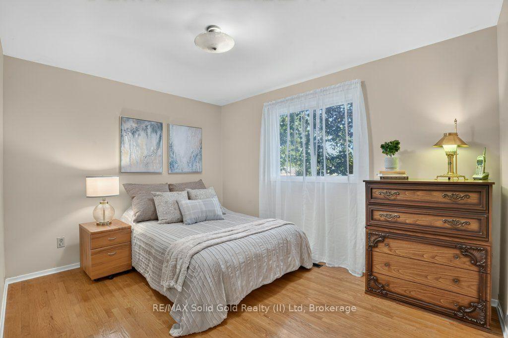 Photo 34 of 34 Glen Park Crescent, Kitchener, Forest Heights — HOMEH