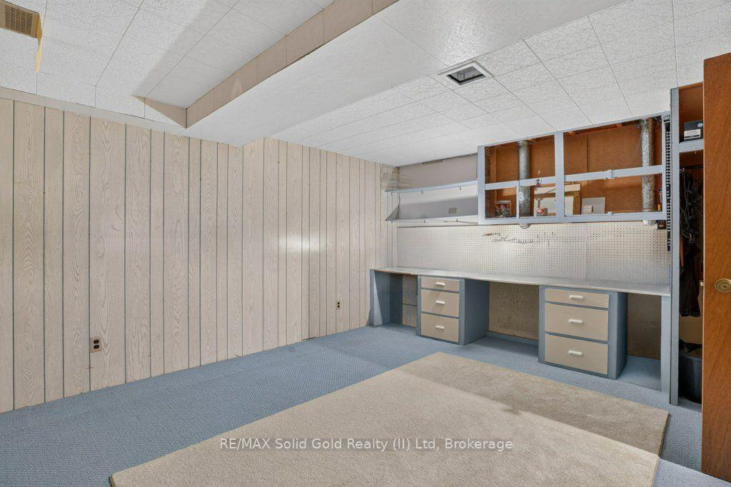 Photo 40 of 34 Glen Park Crescent, Kitchener, Forest Heights — HOMEH