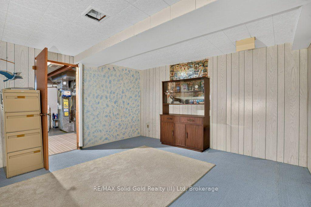 Photo 43 of 34 Glen Park Crescent, Kitchener, Forest Heights — HOMEH