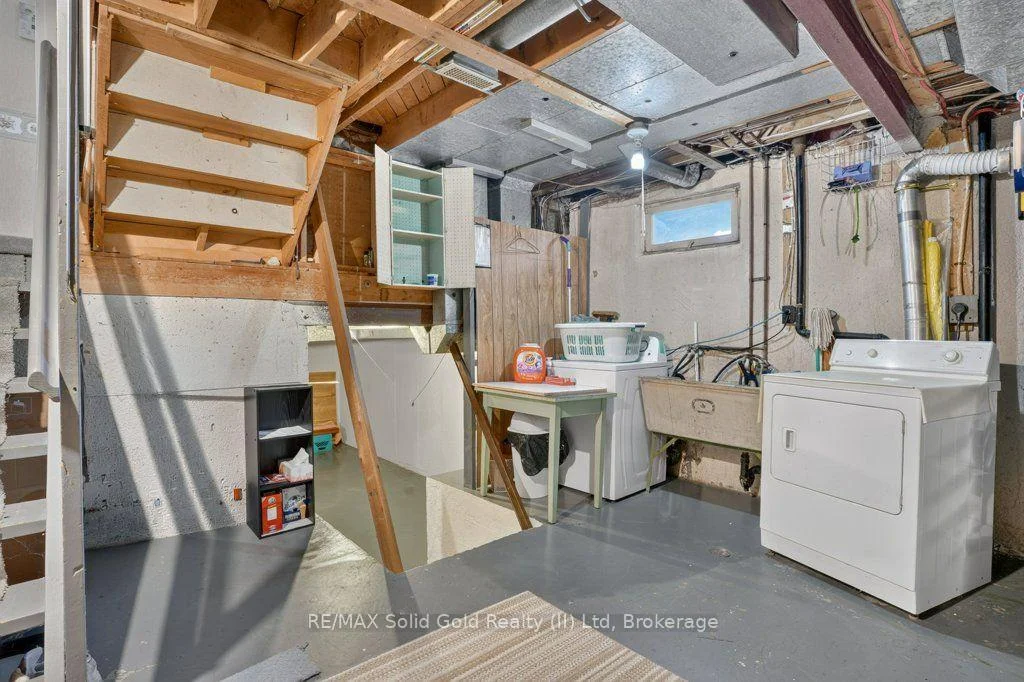 Photo 54 of 34 Glen Park Crescent, Kitchener, Forest Heights — HOMEH
